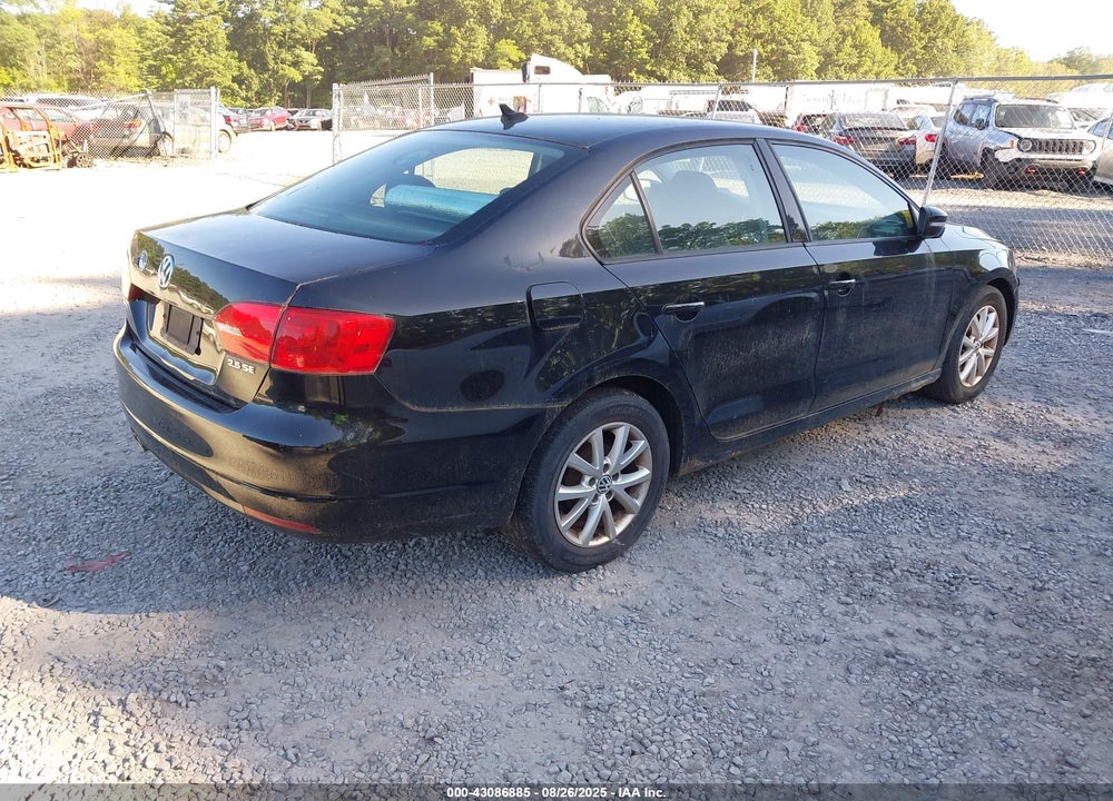 2011 VOLKSWAGEN JETTA 2.5L SE VIN: 3VWDZ7AJ6BM329760