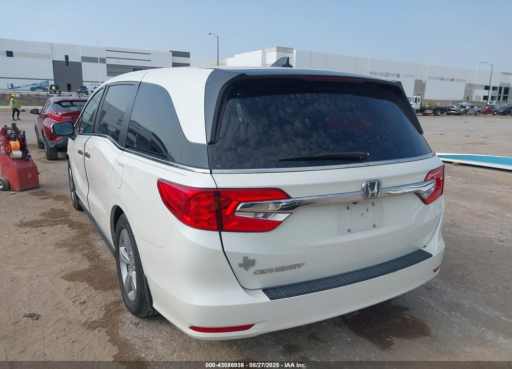 2018 HONDA ODYSSEY EX-L VIN: 5FNRL6H79JB020480