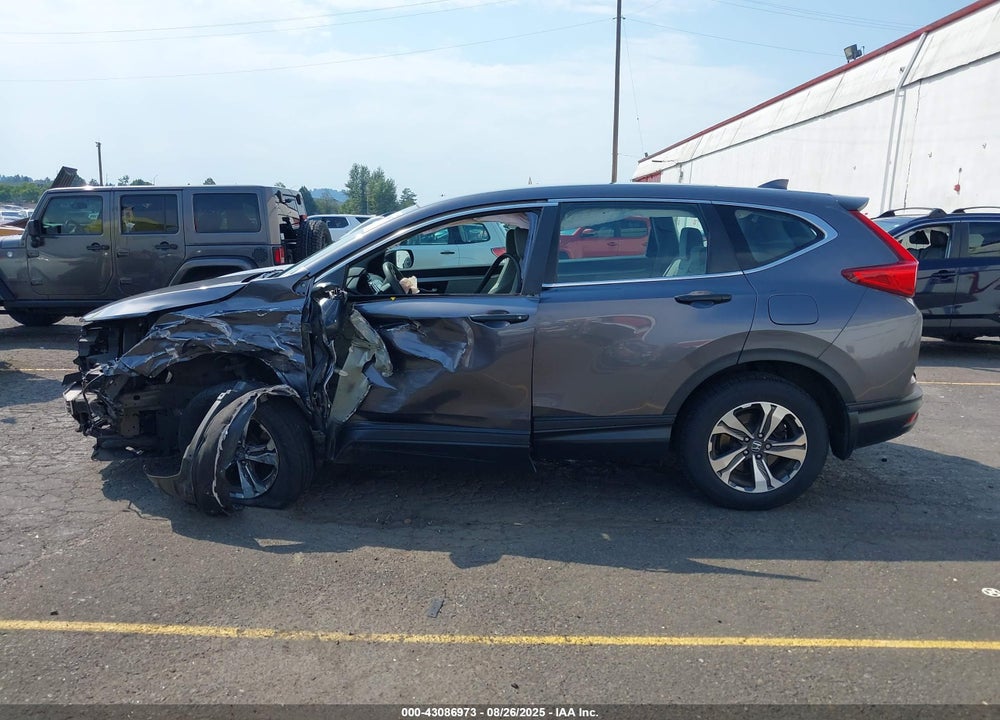 2017 HONDA CR-V LX VIN: 2HKRW6H38HH204440