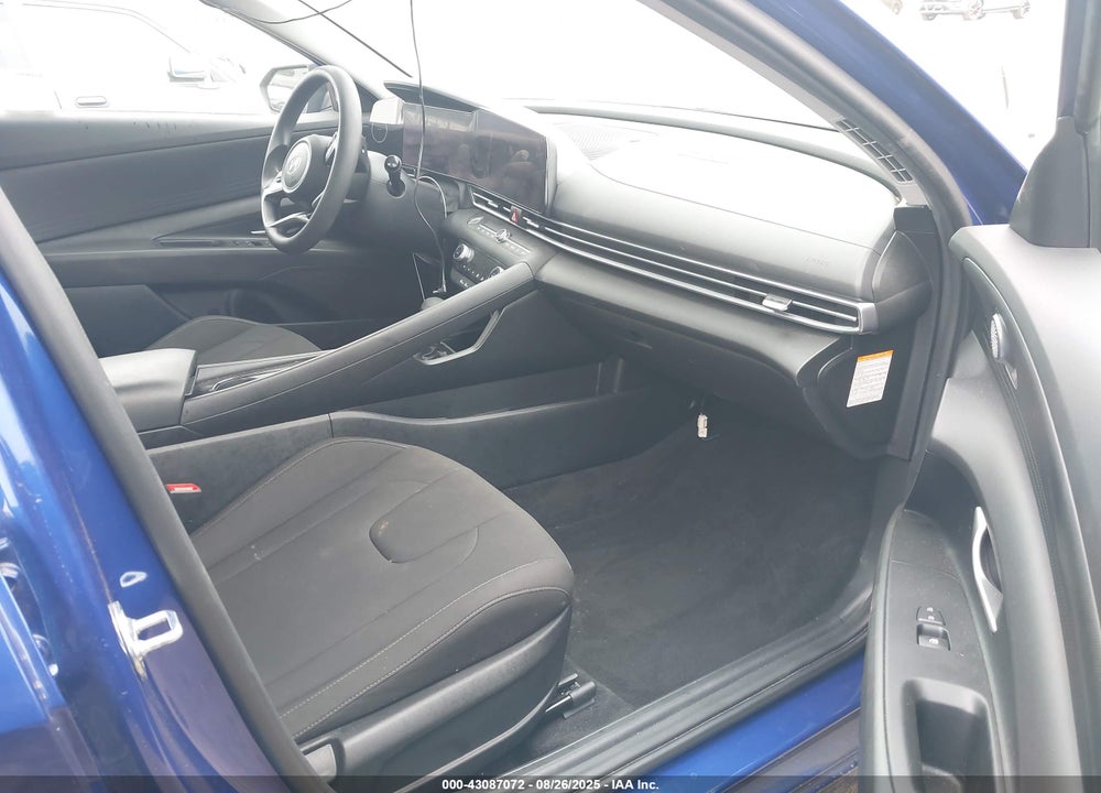 2024 HYUNDAI ELANTRA HYBRID VIN: KMHLM4DJ2RU097246