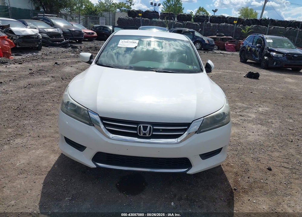 2015 HONDA ACCORD VIN: 1HGCR2F33FA205896