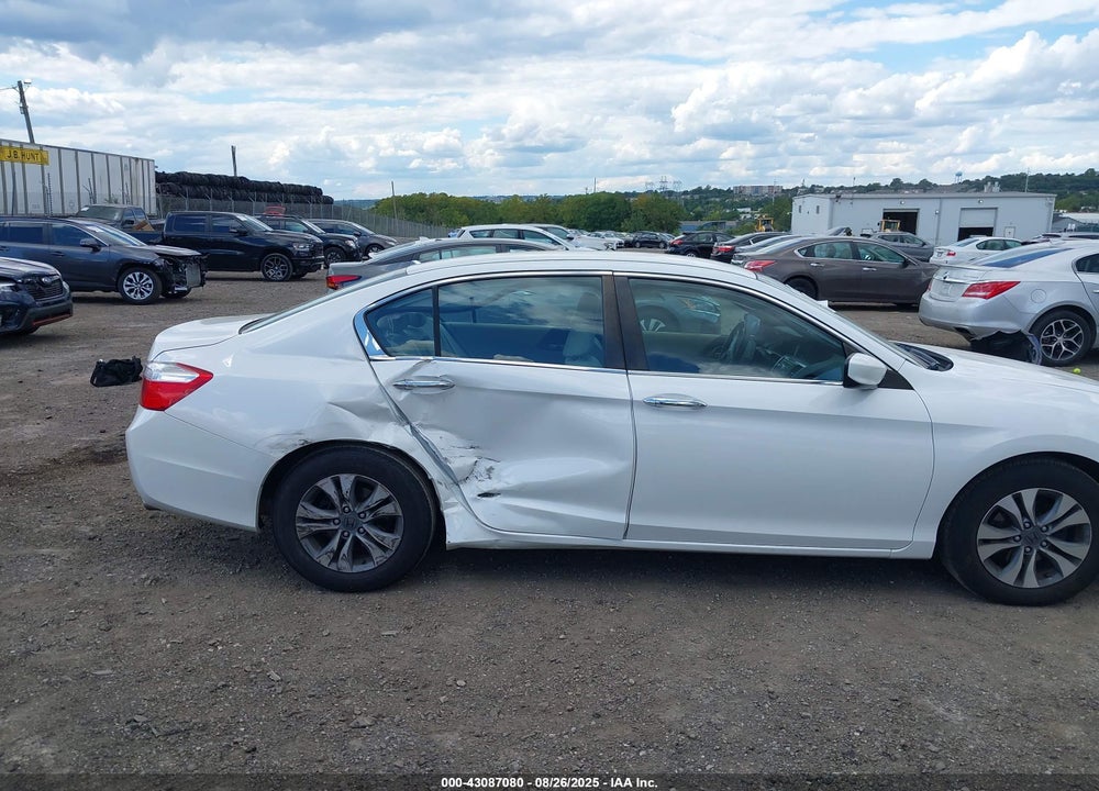2015 HONDA ACCORD VIN: 1HGCR2F33FA205896