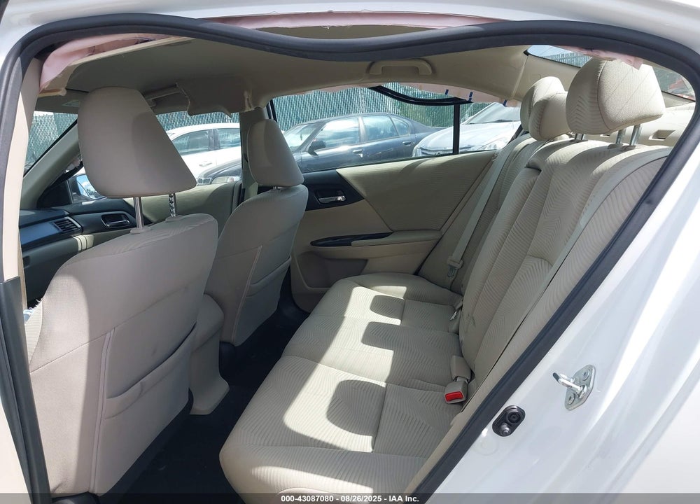 2015 HONDA ACCORD VIN: 1HGCR2F33FA205896