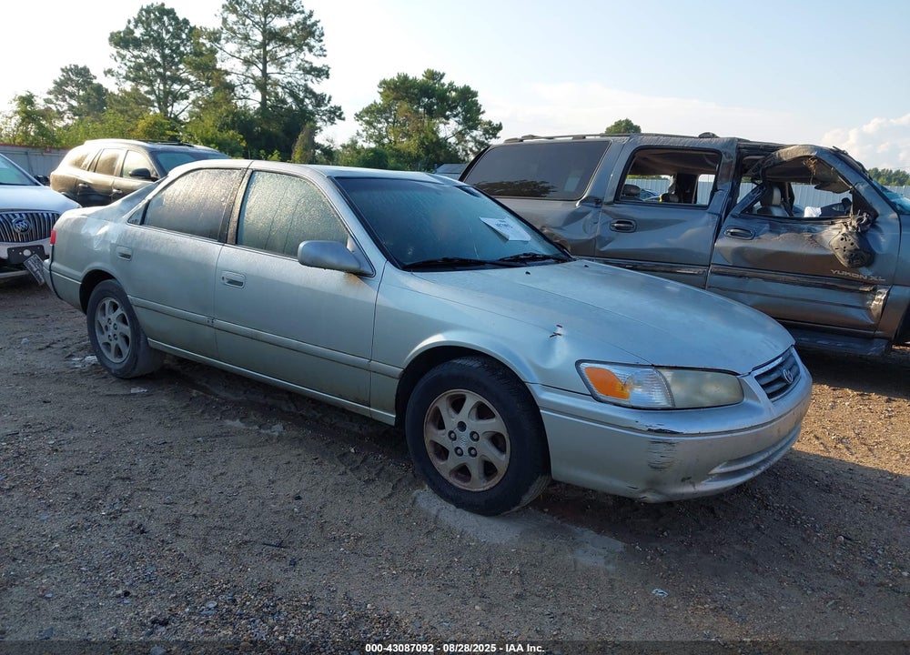 2000 TOYOTA CAMRY LE VIN: JT2BG22K5Y0416841