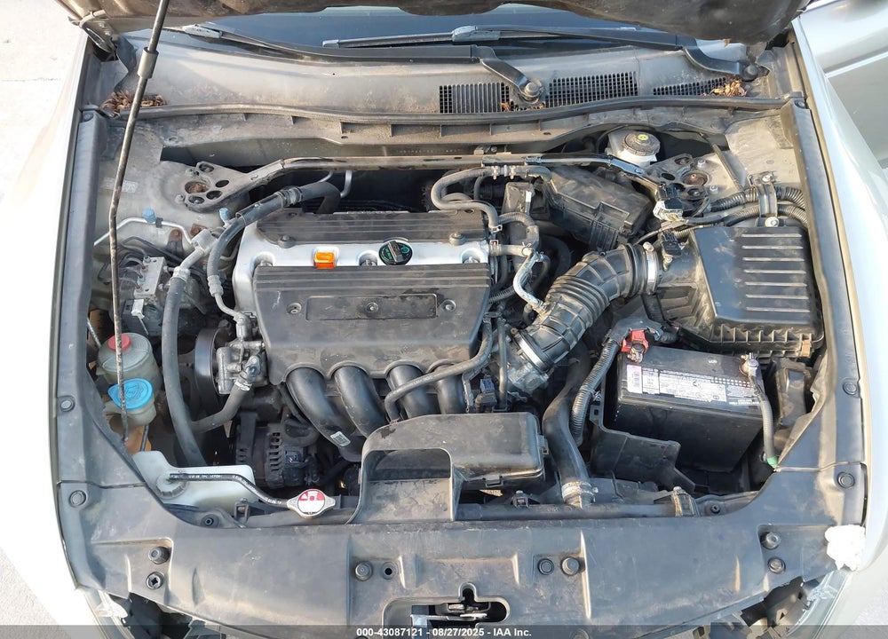 2008 HONDA ACCORD VIN: 1HGCP26768A118537