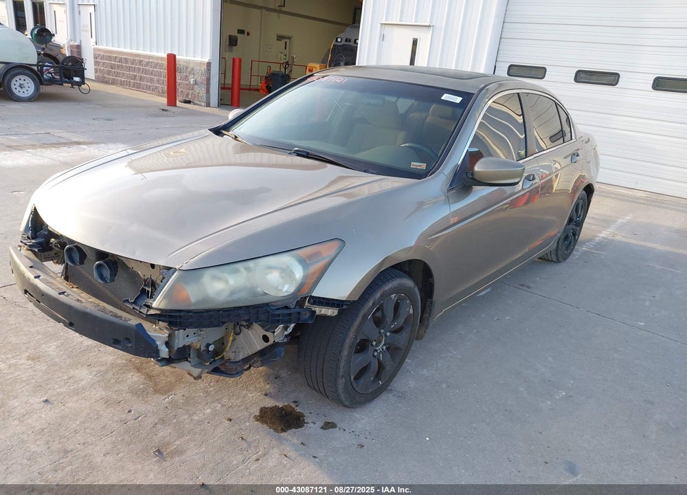 2008 HONDA ACCORD VIN: 1HGCP26768A118537
