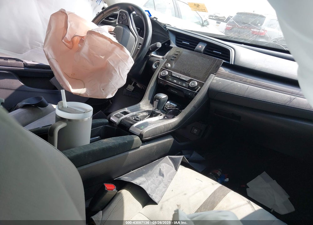 2019 HONDA CIVIC VIN: 19XFC1F33KE012503
