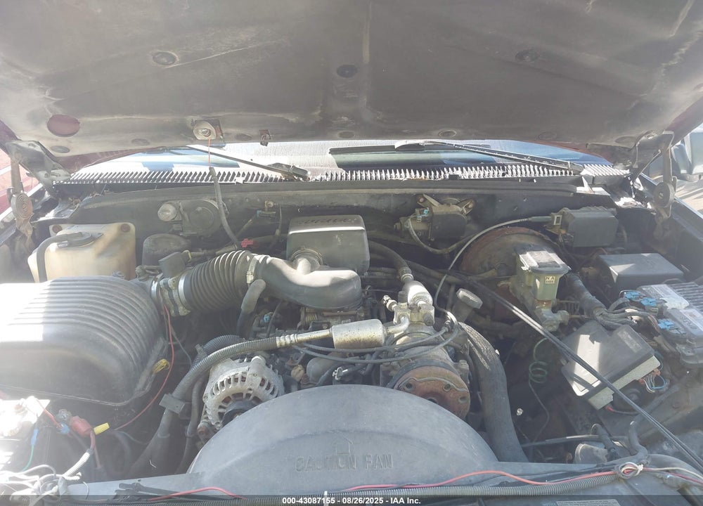 1996 CHEVROLET TAHOE K1500 VIN: 3GNEK18R0TG145796