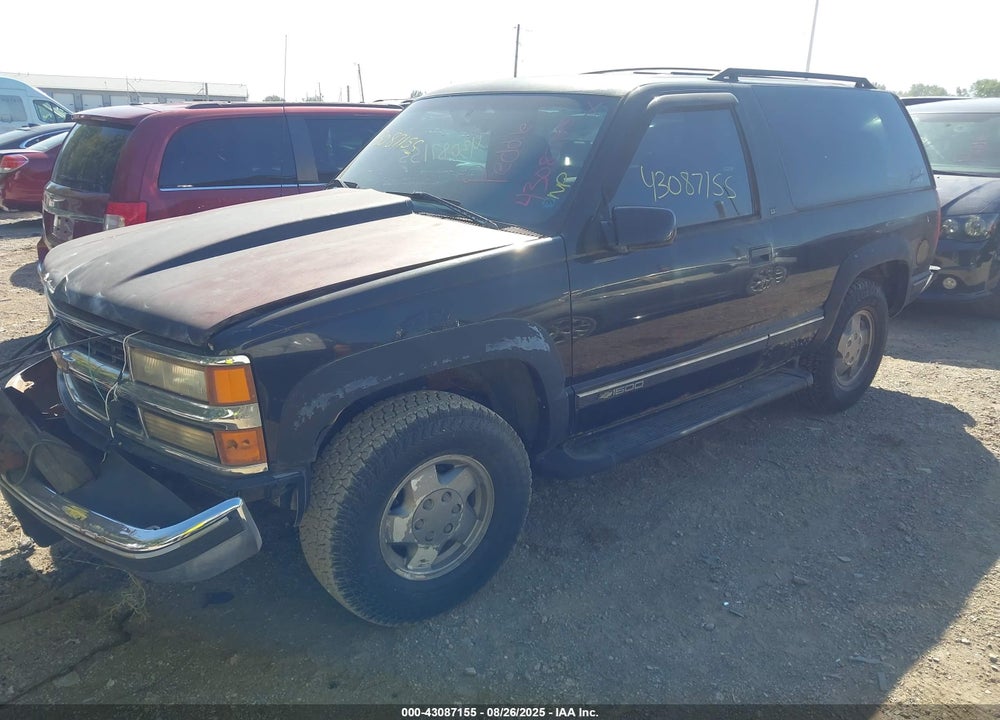 1996 CHEVROLET TAHOE K1500 VIN: 3GNEK18R0TG145796