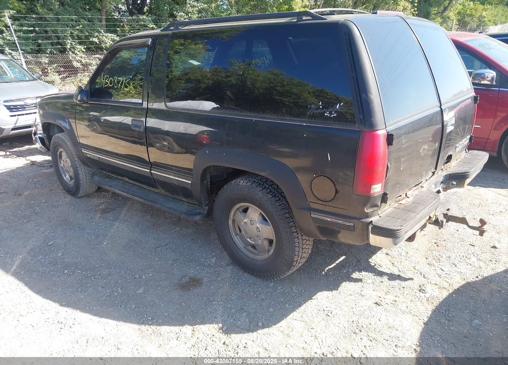 1996 CHEVROLET TAHOE K1500 VIN: 3GNEK18R0TG145796