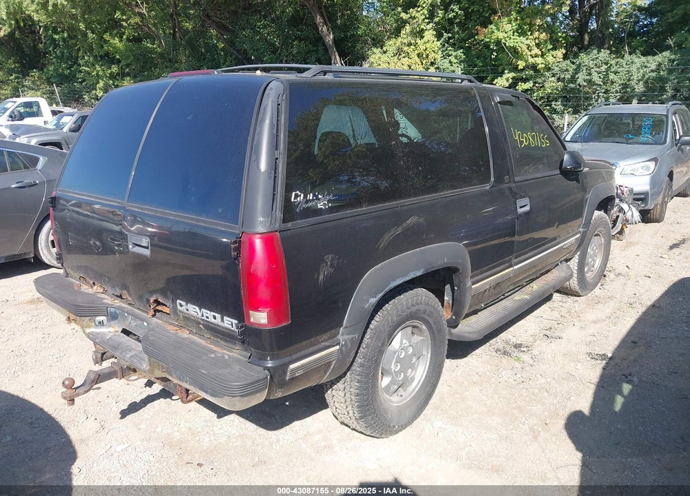 1996 CHEVROLET TAHOE K1500 VIN: 3GNEK18R0TG145796