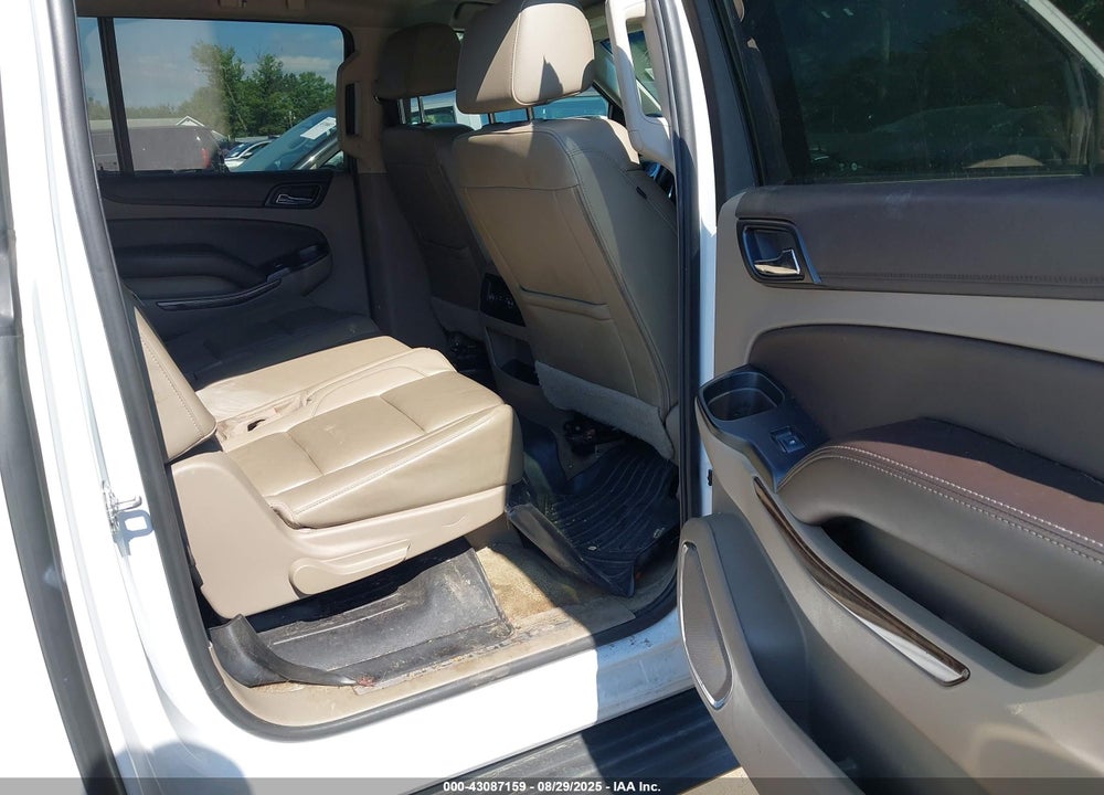 2019 CHEVROLET SUBURBAN VIN: 1GNSCHKC2KR119650