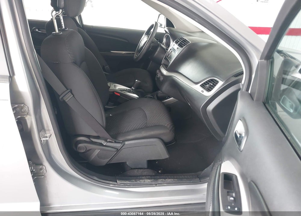 2018 DODGE JOURNEY VIN: 3C4PDCAB5JT170220