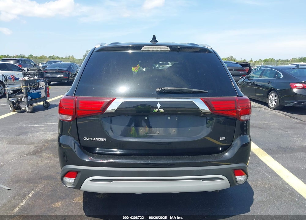 2020 MITSUBISHI OUTLANDER VIN: JA4AD3A33LZ017274