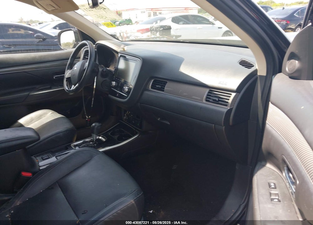 2020 MITSUBISHI OUTLANDER VIN: JA4AD3A33LZ017274