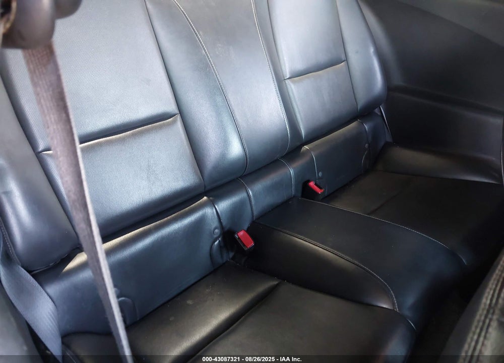 2011 CHEVROLET CAMARO VIN: 2G1FC1ED8B9120763