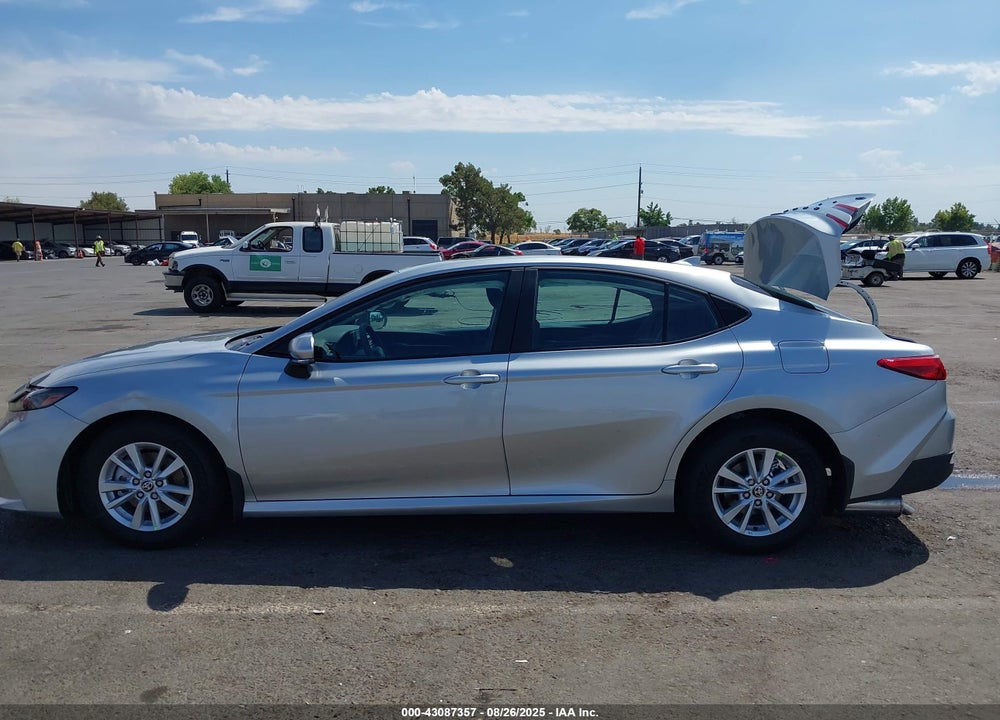 2025 TOYOTA CAMRY LE VIN: 4T1DAACK5SU194176