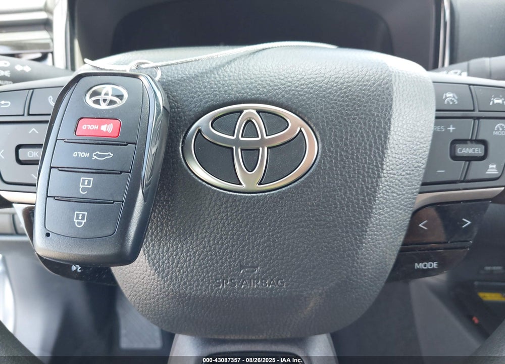 2025 TOYOTA CAMRY LE VIN: 4T1DAACK5SU194176