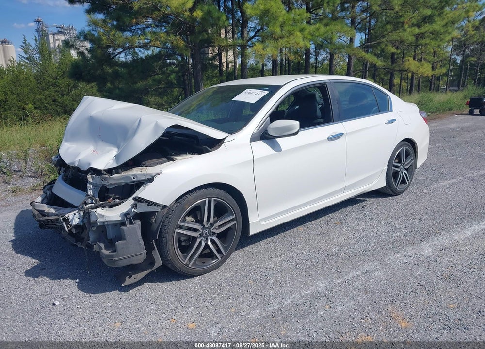 2017 HONDA ACCORD VIN: 1HGCR2F54HA039831