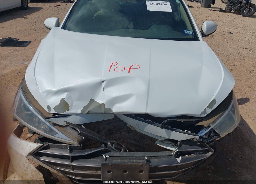 2019 HYUNDAI ELANTRA SE VIN: 5NPD74LF4KH461146