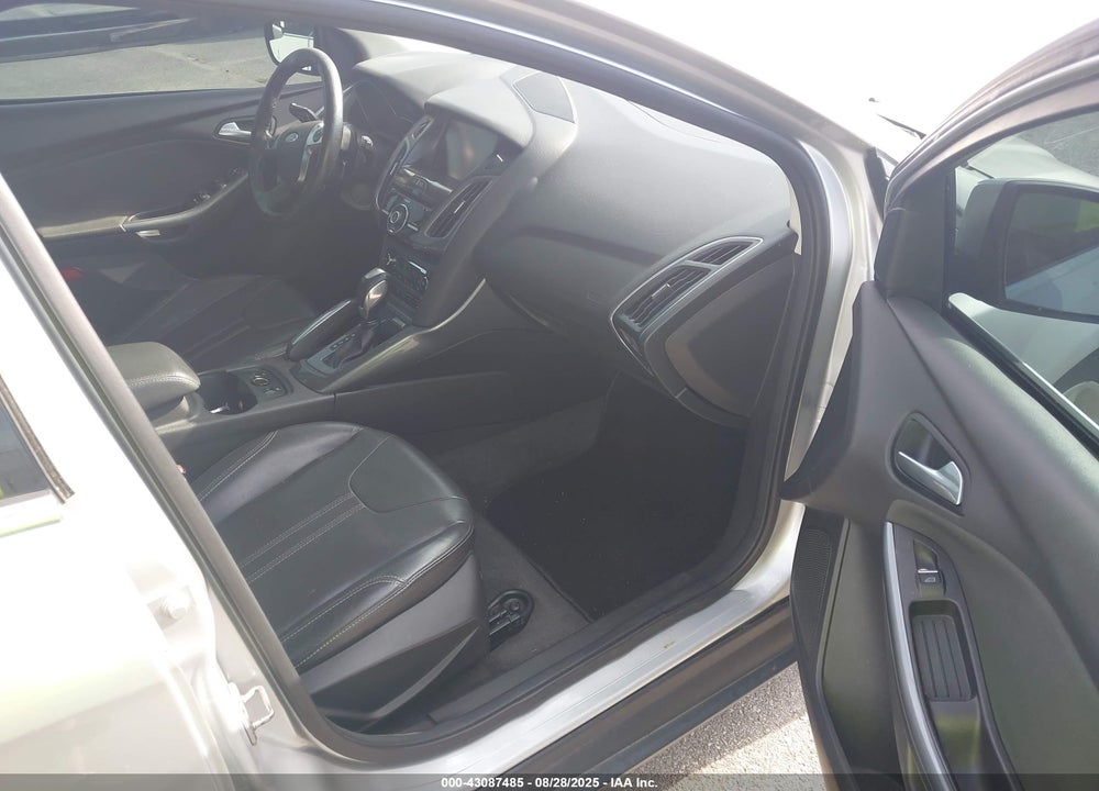 2012 FORD FOCUS VIN: 1FAHP3N25CL266715