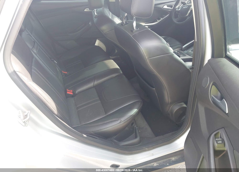 2012 FORD FOCUS VIN: 1FAHP3N25CL266715