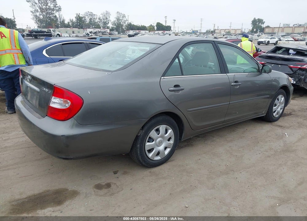 2004 TOYOTA CAMRY LE VIN: 4T1BE32KX4U835382
