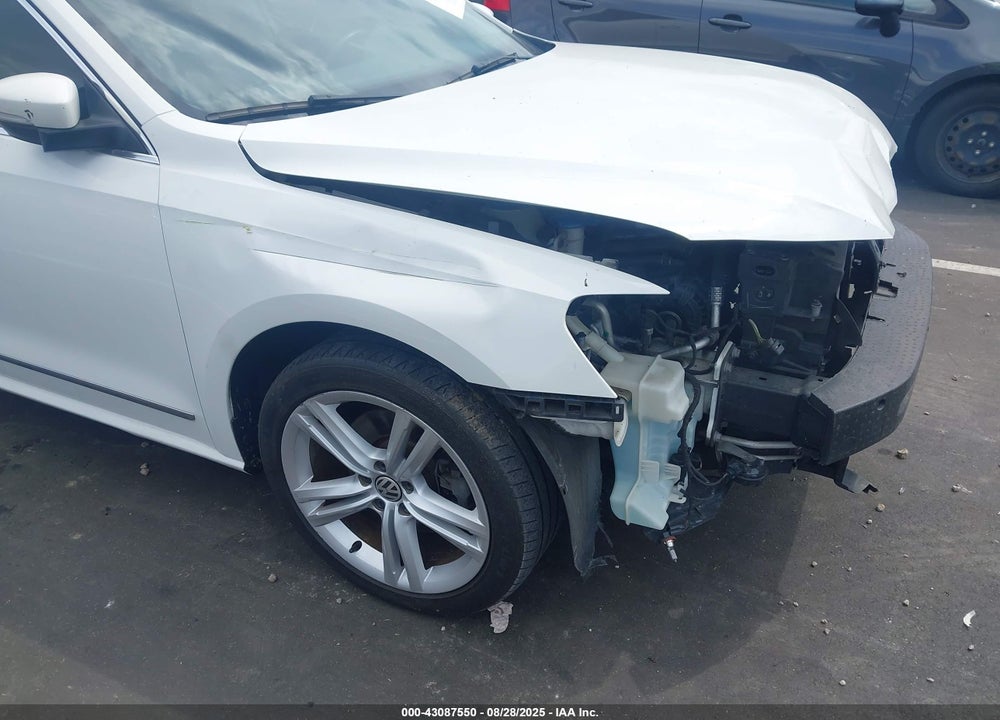 2014 VOLKSWAGEN PASSAT VIN: 1VWCT7A34EC105794