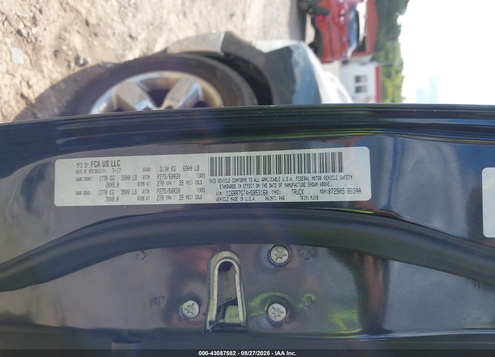 2017 RAM 1500 VIN: 1C6RR7GT4HS853160