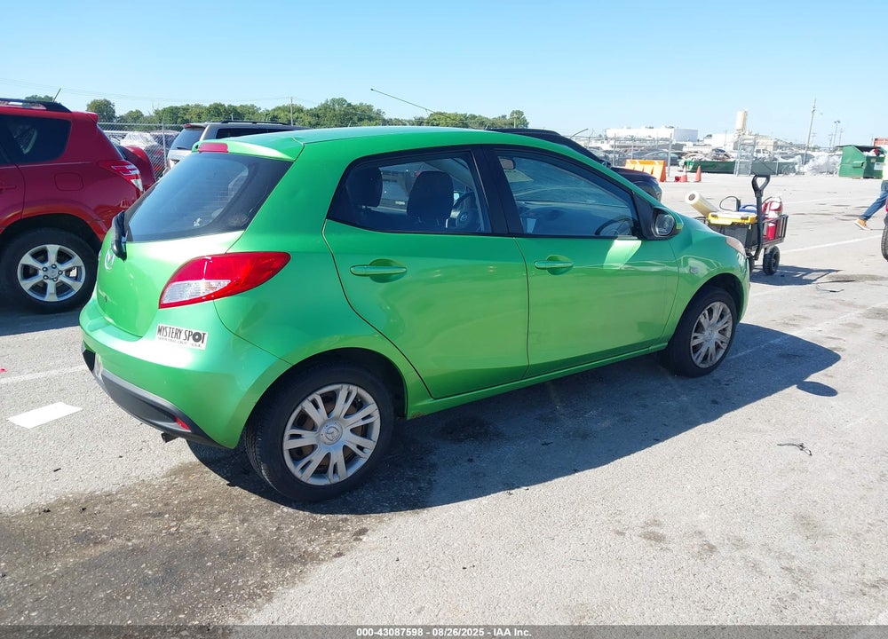 2011 MAZDA 2 VIN: JM1DE1HY1B0129385