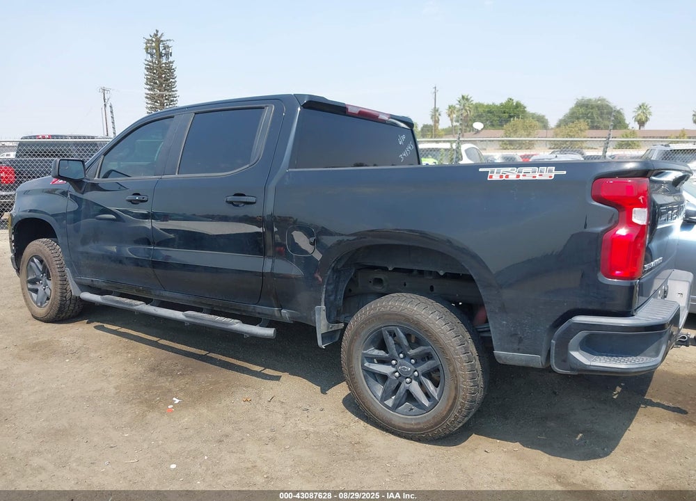 2020 CHEVROLET SILVERADO 1500 4WD SHORT BED LT TRAIL BOSS VIN: 1GCPYFED8LZ341345