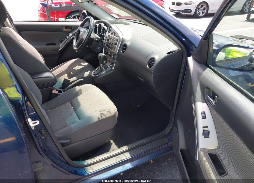 2007 TOYOTA MATRIX/XR VIN: 2T1KR32E47C669946