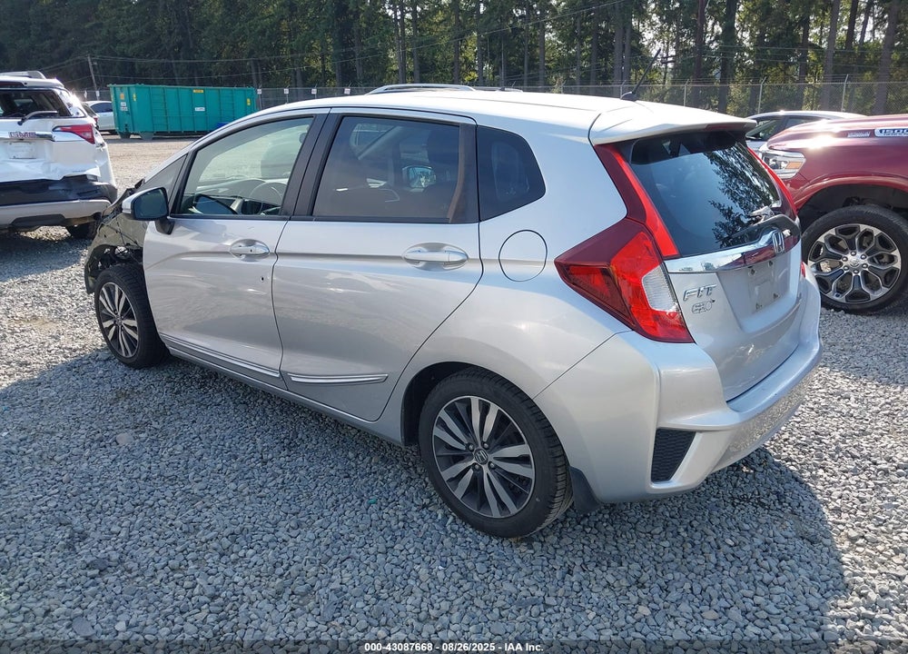 2015 HONDA FIT VIN: 3HGGK5H89FM745708