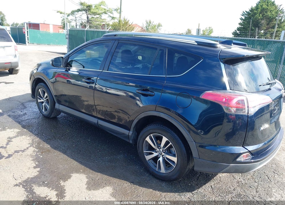 2018 TOYOTA RAV4 XLE VIN: JTMWFREV6JJ731691