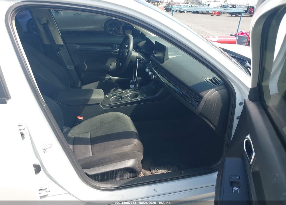 2022 HONDA CIVIC LX VIN: 2HGFE2F23NH516986
