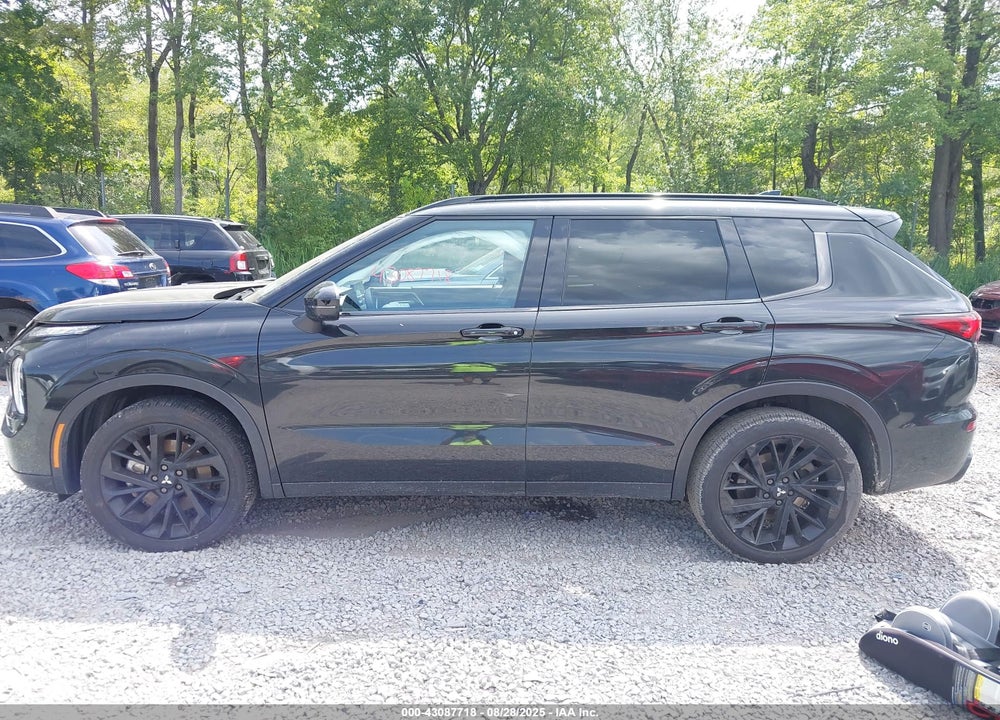 2024 MITSUBISHI OUTLANDER VIN: JA4J4WA81RZ073185