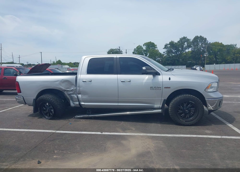 2016 RAM 1500 VIN: 1C6RR7LT0GS329069