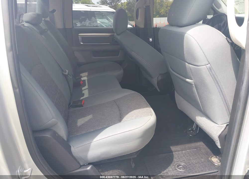 2016 RAM 1500 VIN: 1C6RR7LT0GS329069