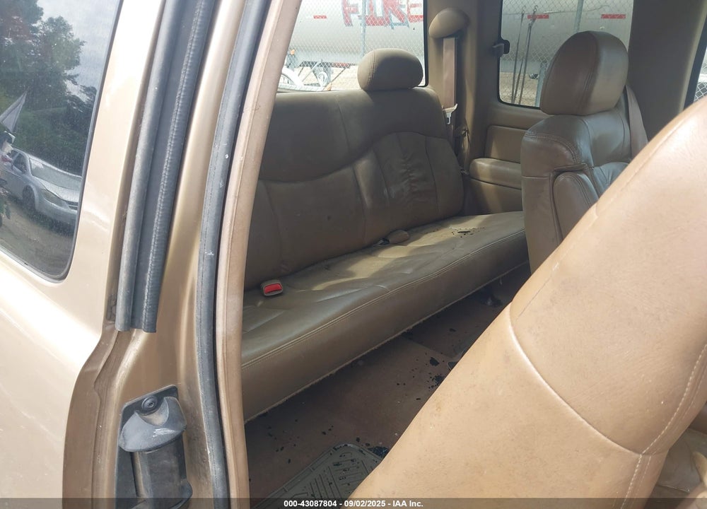 1999 CHEVROLET SILVERADO 1500 LT VIN: 2GCEC19T2X1101359