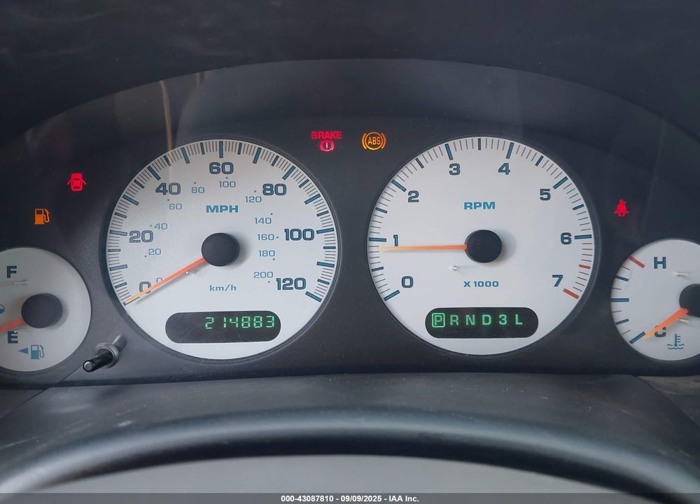 2001 CHRYSLER TOWN & COUNTRY LX VIN: 2C4GP44331R253195