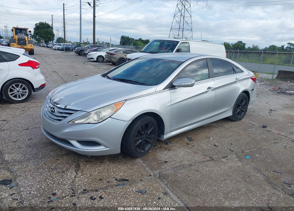 2014 HYUNDAI SONATA GLS VIN: 5NPEB4AC0EH884127