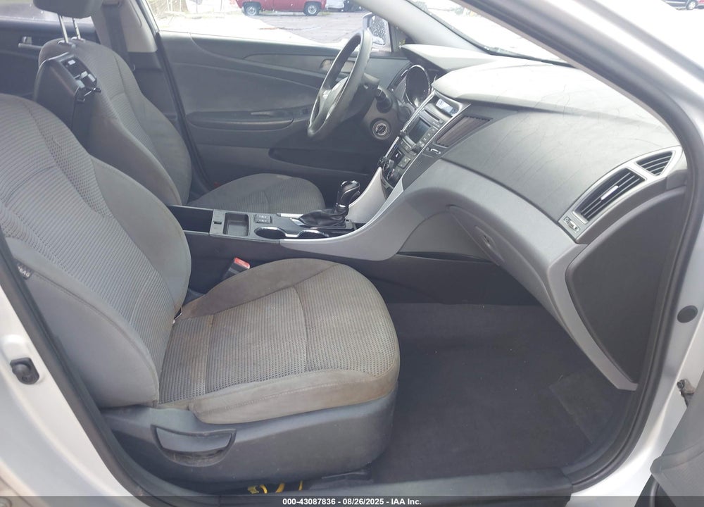 2014 HYUNDAI SONATA GLS VIN: 5NPEB4AC0EH884127