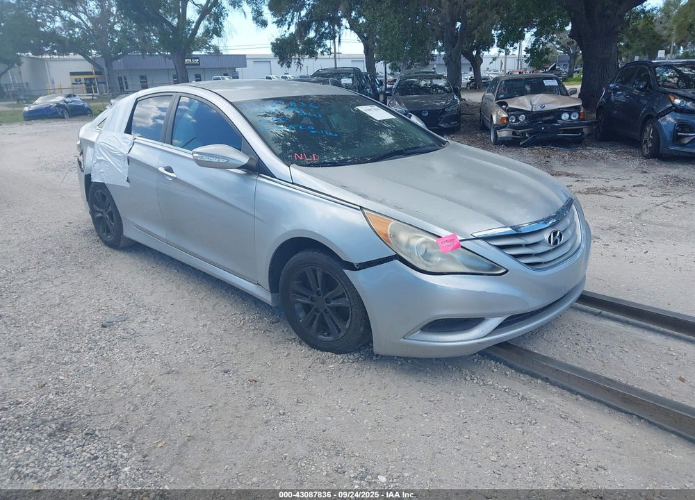 2014 HYUNDAI SONATA GLS VIN: 5NPEB4AC0EH884127