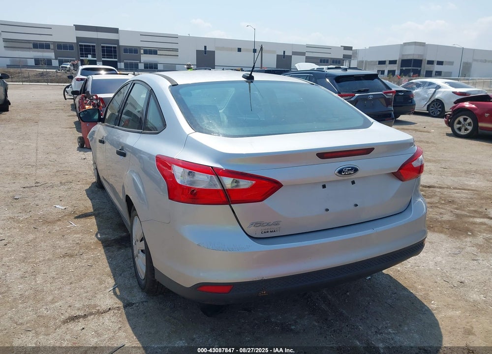2012 FORD FOCUS VIN: 1FAHP3E26CL104818