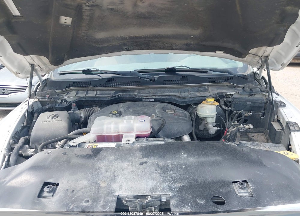 2015 RAM 1500 VIN: 1C6RR7SM5FS633541