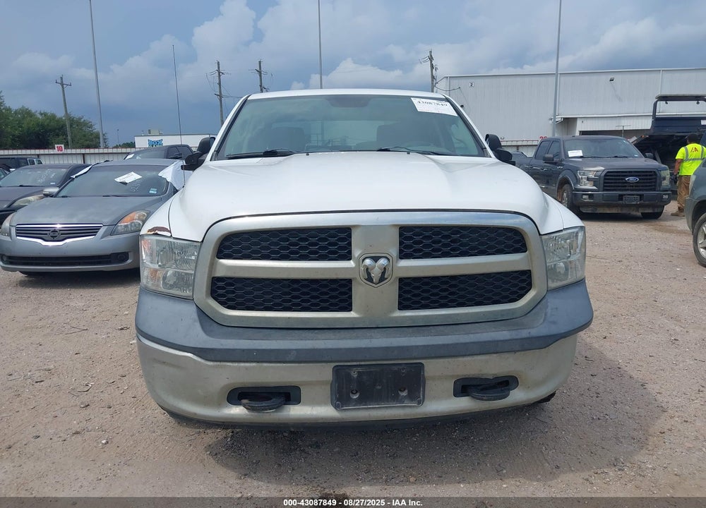 2015 RAM 1500 VIN: 1C6RR7SM5FS633541