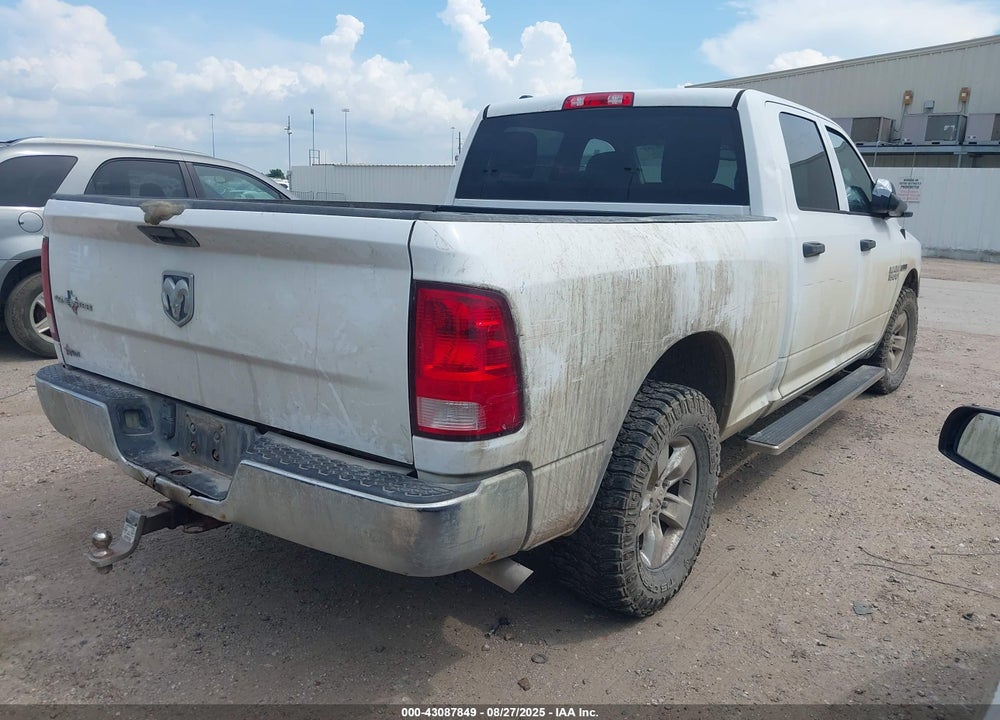 2015 RAM 1500 VIN: 1C6RR7SM5FS633541