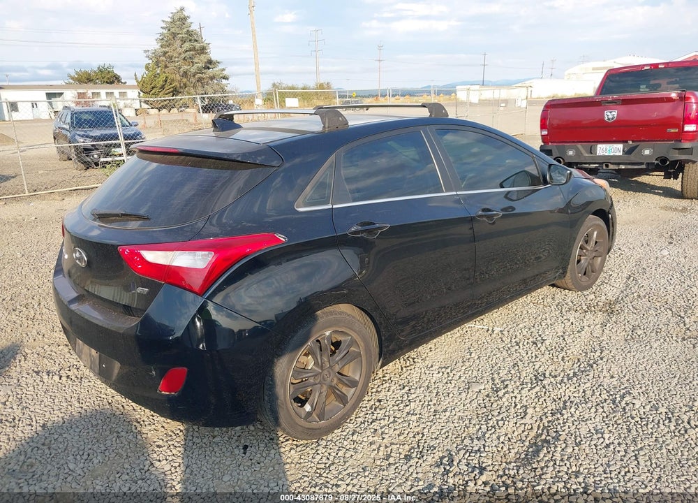 2013 HYUNDAI ELANTRA VIN: KMHD35LE6DU091184
