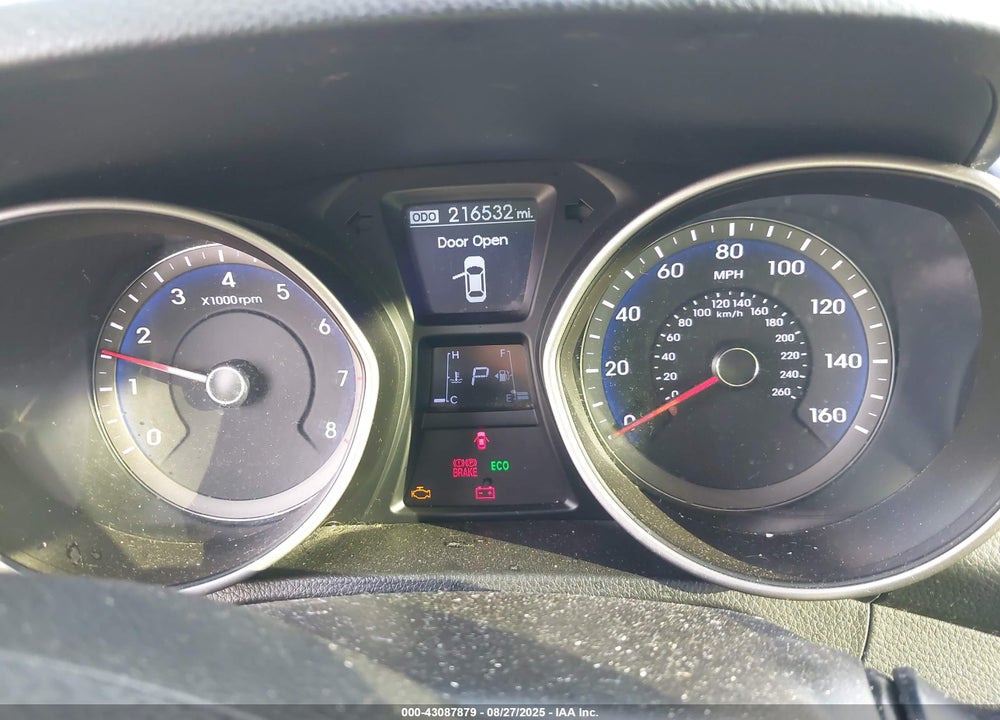 2013 HYUNDAI ELANTRA VIN: KMHD35LE6DU091184
