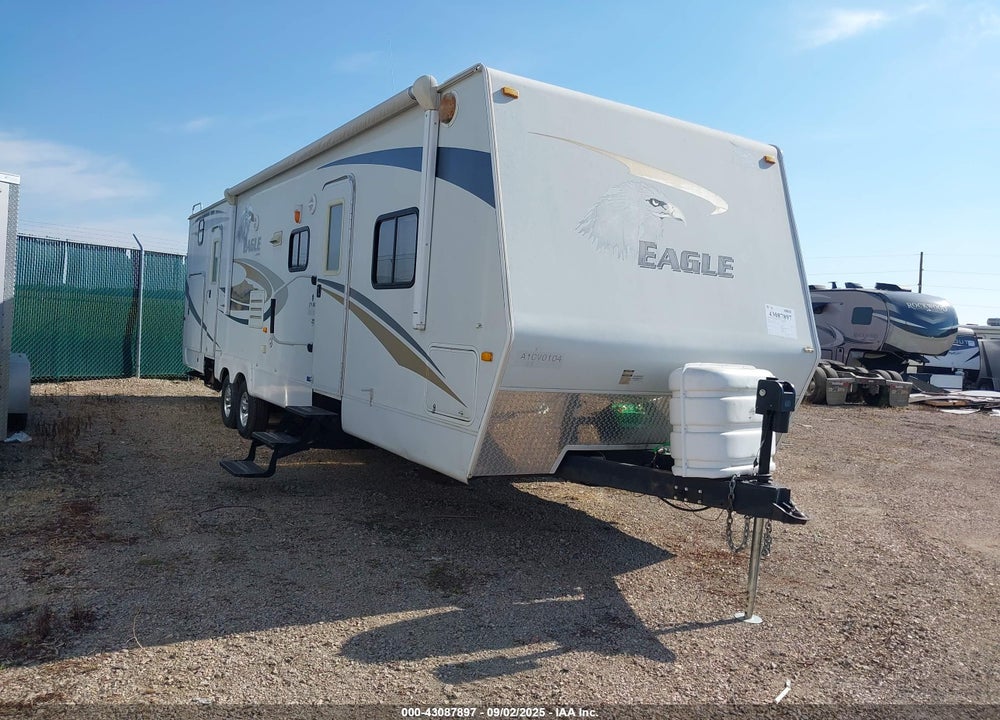 2010 JAYCO EAGLE 324BHDS TRAVEL TRAILER VIN: 1UJBJ0BS6A1CV0104